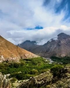 les Montagnes de l’Atlas (la vallée d'Ourika) avec Nuitée